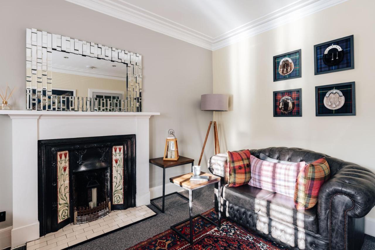 Luxury Inverness Central Apartment Private Parking エクステリア 写真