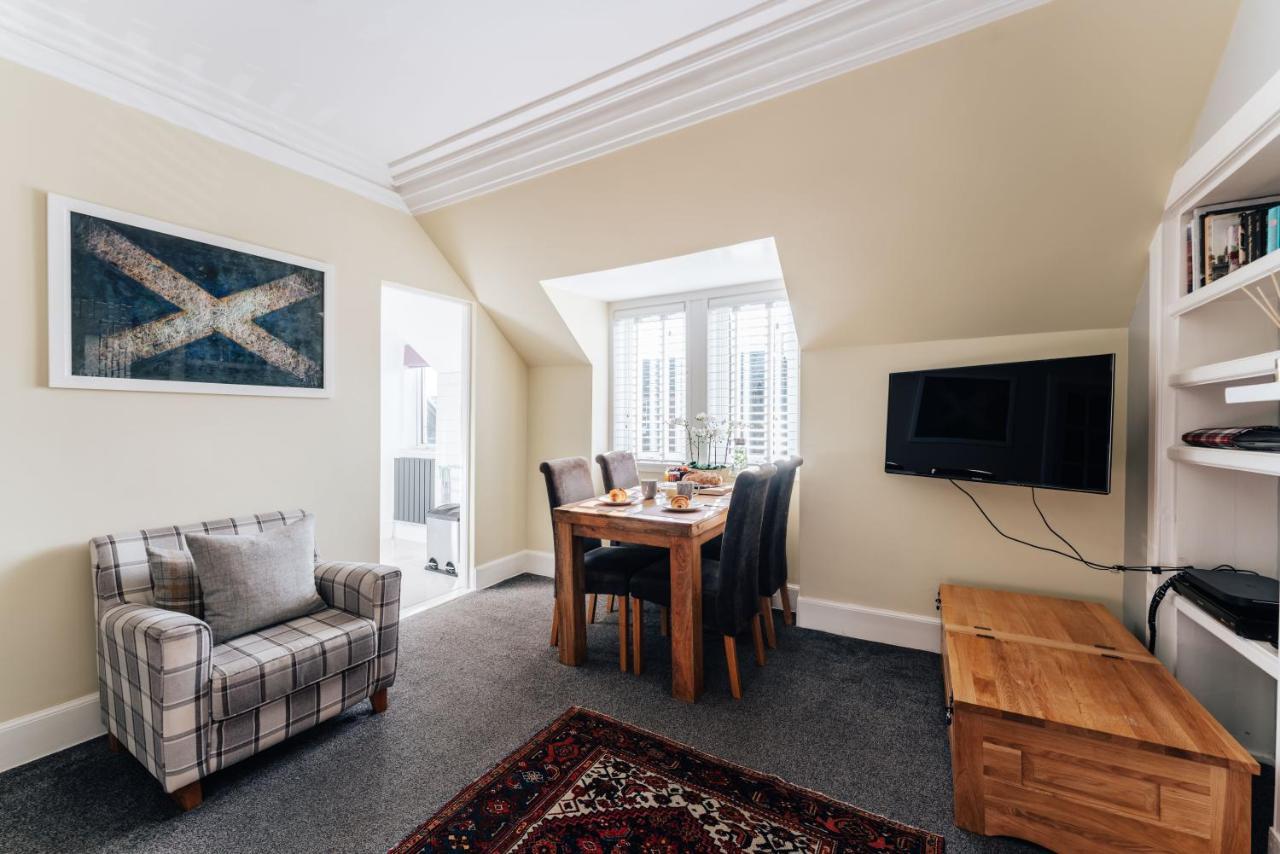 Luxury Inverness Central Apartment Private Parking エクステリア 写真